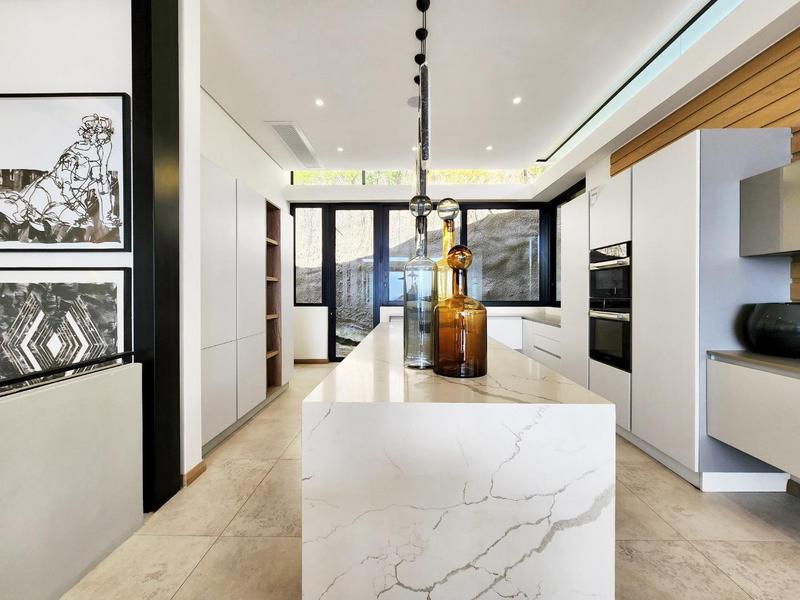 3 Bedroom Property for Sale in Bantry Bay Western Cape